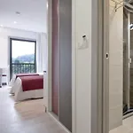 Ferramenteiro De Hotel 2*
