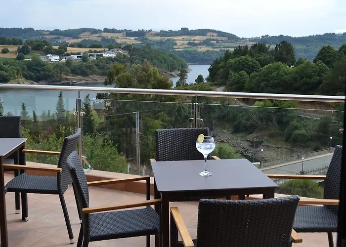 Ferramenteiro De Hotel 2*