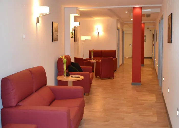 Ferramenteiro De Hotel Portomarin